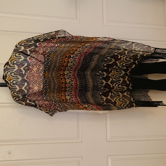 Boho tribal lightweight poncho/scarf - Picture 4 of 13